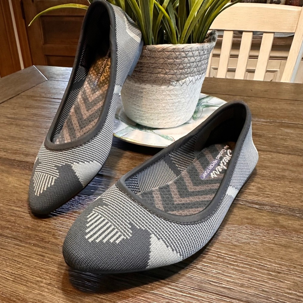 Skechers Cleo Wham Women's Ballet Flats Gray CCGY Textile Memory Foam Size 7 NEW